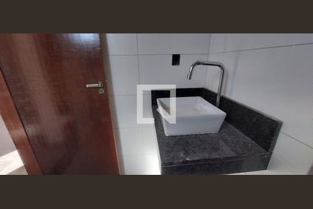 Casa à venda com 123m², 2 quartos e sem vaga Casa à venda com 123m², 2 quartos e sem vagaBanheiro