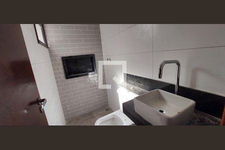 Casa à venda com 123m², 2 quartos e sem vaga Casa à venda com 123m², 2 quartos e sem vagaBanheiro