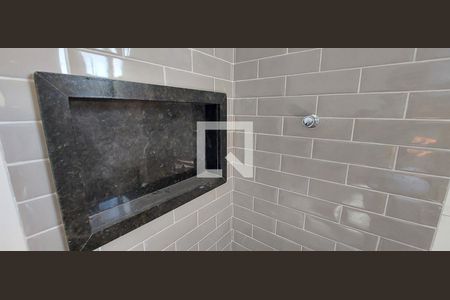 Casa à venda com 123m², 2 quartos e sem vaga Casa à venda com 123m², 2 quartos e sem vagaBanheiro