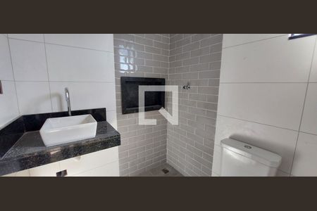 Casa à venda com 123m², 2 quartos e sem vaga Casa à venda com 123m², 2 quartos e sem vagaBanheiro