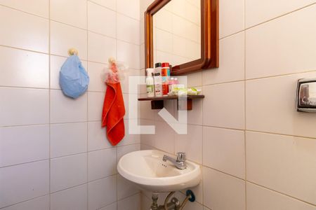 Apartamento à venda com 172m², 4 quartos e 2 vagasBanheiro de serviço
