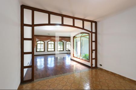 Sala de casa para alugar com 3 quartos, 197m² em Vila Rosalia, Guarulhos