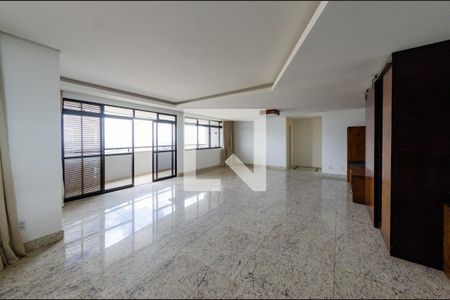 Sala de apartamento para alugar com 4 quartos, 217m² em Belvedere, Belo Horizonte