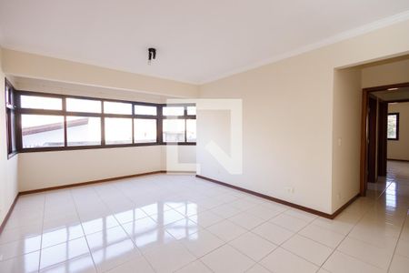 Sala de casa de condomínio para alugar com 2 quartos, 60m² em Jardim Santa Cruz, Taubaté