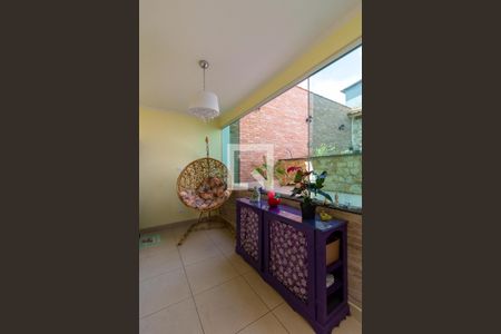 Casa à venda com 119m², 2 quartos e 2 vagasÁrea Externa