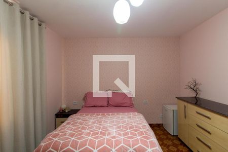 Casa à venda com 119m², 2 quartos e 2 vagasSuíte 2