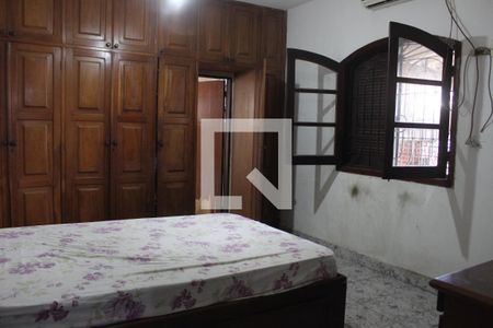 Casa para alugar com 180m², 2 quartos e 3 vagasSuíte