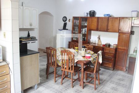 Casa para alugar com 180m², 2 quartos e 3 vagasCozinha