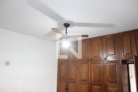 Casa para alugar com 180m², 2 quartos e 3 vagasSuíte