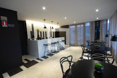 Apartamento à venda com 100m², 2 quartos e 2 vagas Apartamento à venda com 100m², 2 quartos e 2 vagasSalão de Festas