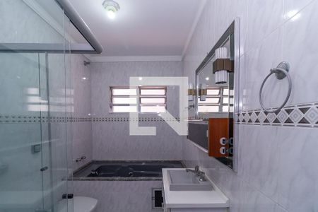 Casa à venda com 250m², 3 quartos e 6 vagasBanheiro do Quarto 3