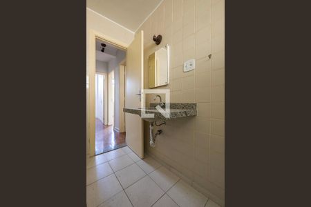 Apartamento para alugar com 99m², 3 quartos e sem vagaBanheiro