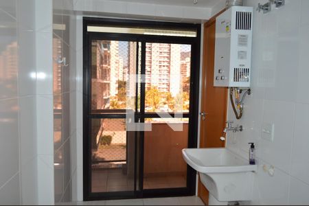Apartamento para alugar com 88m², 3 quartos e 1 vagaÁrea de Serviço