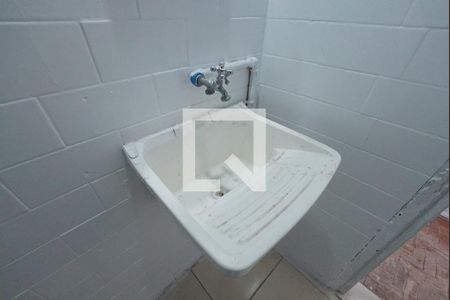 Banheiro de kitnet/studio para alugar com 1 quarto, 40m² em Aclimação, São Paulo