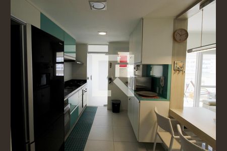 Apartamento para alugar com 110m², 3 quartos e 2 vagasCozinha