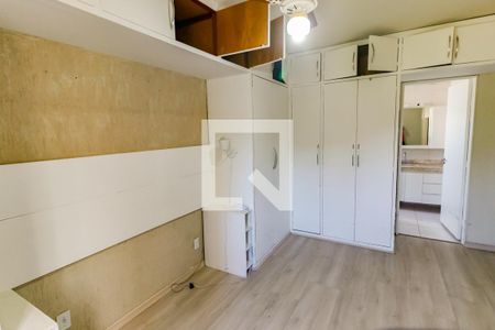 Apartamento à venda com 90m², 4 quartos e 1 vaga Apartamento à venda com 90m², 4 quartos e 1 vagaSuíte - armários