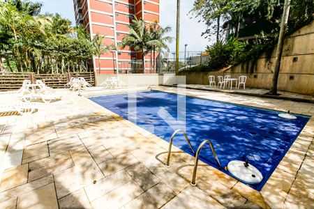 Apartamento à venda com 90m², 4 quartos e 1 vaga Apartamento à venda com 90m², 4 quartos e 1 vagaÁrea comum - Piscina