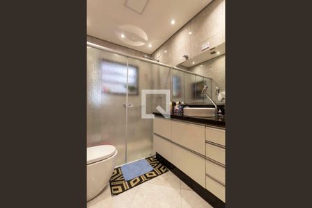 Casa à venda com 468m², 4 quartos e 3 vagasBanheiro Suíte 1