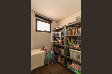 Apartamento à venda com 314m², 4 quartos e 4 vagasQuarto de Serviço 1