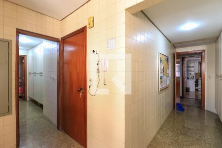 Apartamento à venda com 314m², 4 quartos e 4 vagasArmários