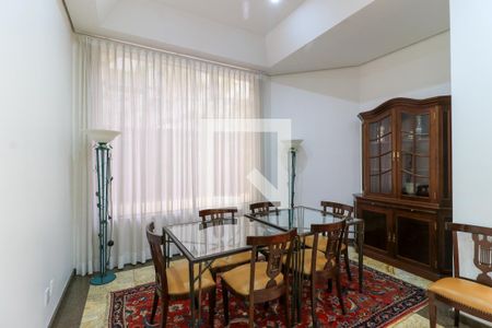 Apartamento à venda com 314m², 4 quartos e 4 vagasÁrea comum - Salão de festas