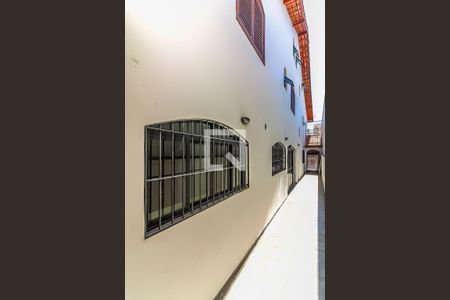 Casa à venda com 224m², 3 quartos e 2 vagasCorredor