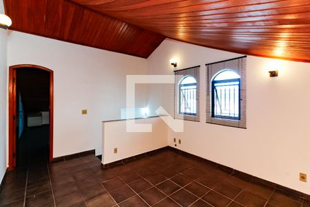 Casa à venda com 224m², 3 quartos e 2 vagasQuarto 4 - Sótão