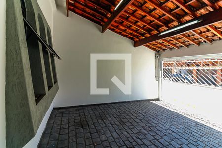 Casa à venda com 224m², 3 quartos e 2 vagasGaragem