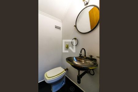 Casa à venda com 224m², 3 quartos e 2 vagasLavabo