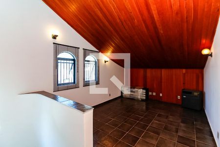 Casa à venda com 224m², 3 quartos e 2 vagasQuarto 4 - Sótão