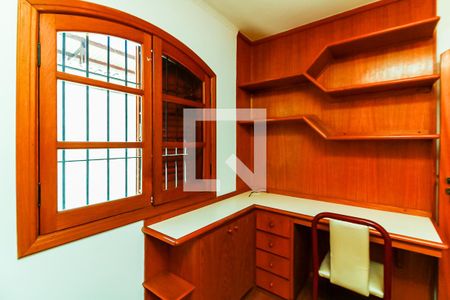 Casa à venda com 224m², 3 quartos e 2 vagasQuarto 3