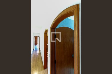 Corredor de casa à venda com 3 quartos, 224m² em Jardim São Paulo(zona Norte), São Paulo