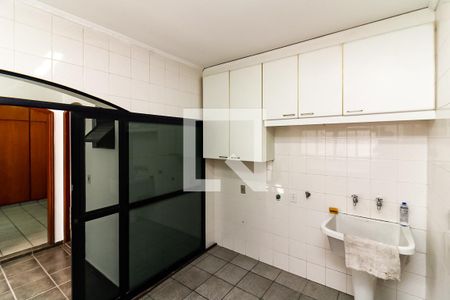 Casa à venda com 224m², 3 quartos e 2 vagasÁrea de Serviço