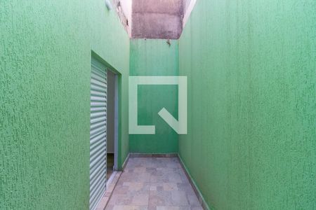 Casa para alugar com 85m², 2 quartos e 1 vagaQuintal