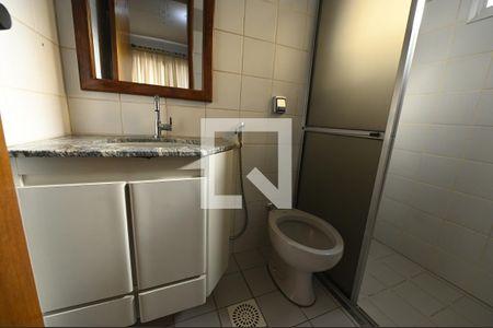 Banheiro da Suíte de apartamento para alugar com 2 quartos, 66m² em Setor Bela Vista, Goiânia