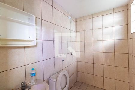 Banheiro de casa para alugar com 1 quarto, 30m² em Jardim Maringa, São Paulo
