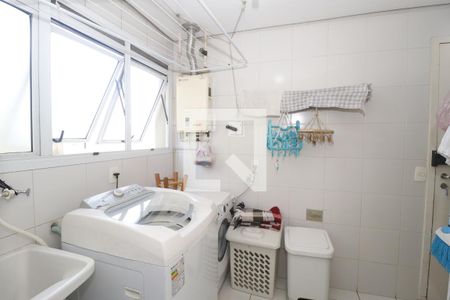 Apartamento para alugar com 179m², 3 quartos e 3 vagasÁrea de Serviço