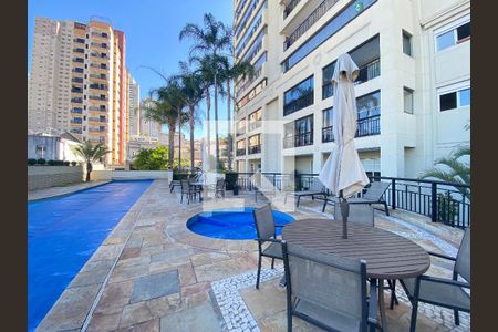 Apartamento para alugar com 179m², 3 quartos e 3 vagasÁrea comum - Piscina