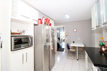 Apartamento para alugar com 179m², 3 quartos e 3 vagasCozinha