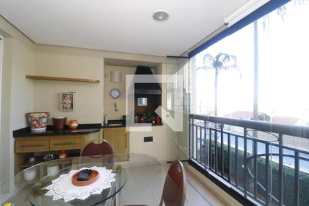 Apartamento para alugar com 179m², 3 quartos e 3 vagasVaranda gourmet