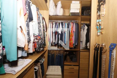 Apartamento para alugar com 179m², 3 quartos e 3 vagasCloset da suíte 1