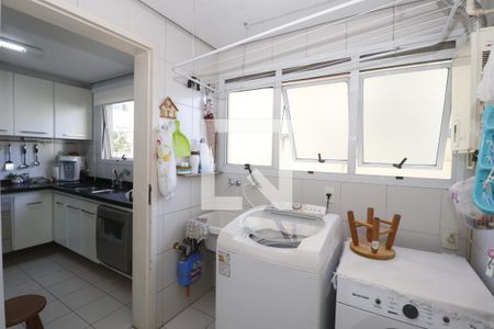 Apartamento para alugar com 179m², 3 quartos e 3 vagasÁrea de Serviço