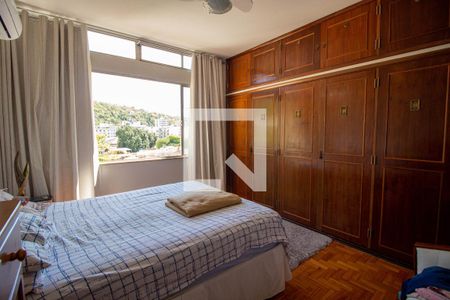 Apartamento à venda com 127m², 3 quartos e 1 vagaQuarto 2