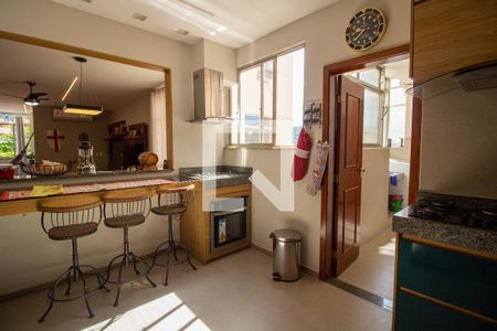 Apartamento à venda com 127m², 3 quartos e 1 vagaCozinha