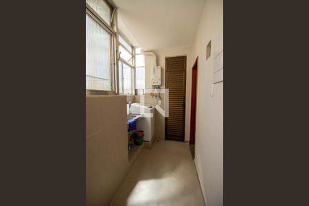 Apartamento à venda com 127m², 3 quartos e 1 vagaÁrea de Serviço