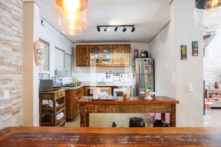 Casa de condomínio para alugar com 200m², 3 quartos e 2 vagasCozinha