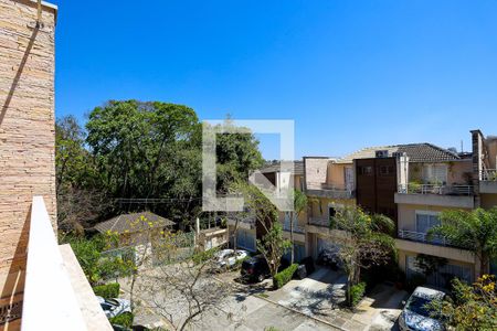 Casa de condomínio para alugar com 200m², 3 quartos e 2 vagasEscritório - varanda frente - vista