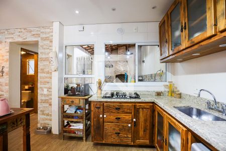 Casa de condomínio para alugar com 200m², 3 quartos e 2 vagasCozinha