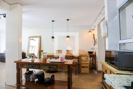 Casa de condomínio para alugar com 200m², 3 quartos e 2 vagasCozinha