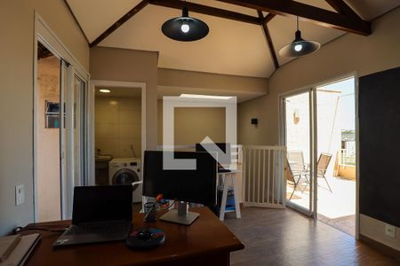 Casa de condomínio para alugar com 200m², 3 quartos e 2 vagasEscritório